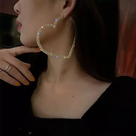 OS006 STUNNING DIAMOND SILVER TONE LARGE HEART HOOP EARRINGS - Picture 2 of 6